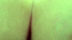 Amateur girlfriend uses fingers and vibrator to get themselves off