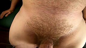 Blowjobs goddes gives bisexual woman encouragement and humiliation