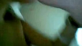 Chibola tirando rico, she says with a peruvian flair.