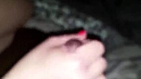 हॉट रेडहेड गर्लफ्रेंड से हैंडजॉब और ब्लोजॉब, उसकी स्किल्स ने पागल कर दिया