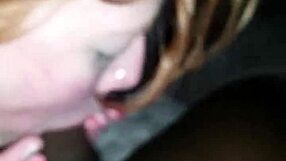 हॉट रेडहेड गर्लफ्रेंड से हैंडजॉब और ब्लोजॉब, उसकी स्किल्स ने पागल कर दिया