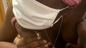 ग्लिज़ी गोबलर ने मॉन्स्टर काले लंड को लिया