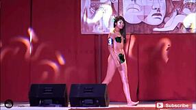 हॉट आधी नंगी लड़कियां घर पर छेड़खानी कर रही हैं