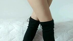 i love showing my boyfriend my wet pussy and natural tits while he watches me play solo