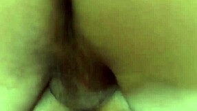 Young Amateur Gets Creampied in Shaved Pussy!