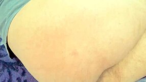 Wow, Indian Landlady Gets Wildly Banged in Hindi Action!