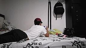 My Friend's Tall Girlfriend Wants Sex for Cash in Amateur Homemade Scene