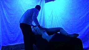 gigi breeze enjoys a relaxing blacklight massage session