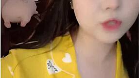 Bigo Live Show with Sexy H�ng Display