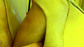 i can't resist rubbing my coworker's high arches