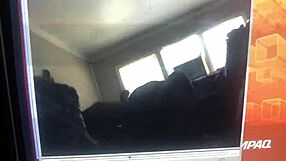 सोफे पर लड़की को राइड करते देख बड़ा जोश आया