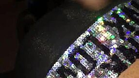 सॉफ्ट एबोनी गांड को हार्ड लंड से ठोकना