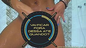 A wet and wild funkeira's show from a Brazilian