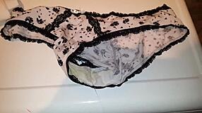 Niece's used panties from 20-year-old get masturbated in usa