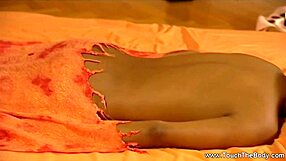 Indian massage session with sexual lotion