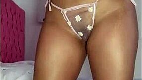 Homemade anal sex fills big ass with milk