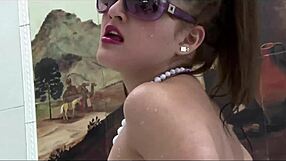 Masturbating in the Jacuzzi Feels Amazing