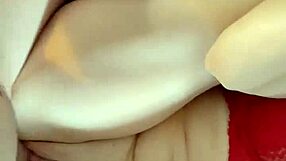 my pink pussy gets pounded hard without a condom in homemade action