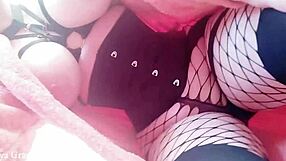Arya Grander, Latex Curvy Milf In a Submissive Role