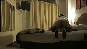 montando a mi peruvian brunette amateur