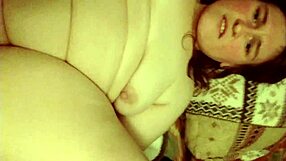 Amazing pussy gaping with intense squirting action