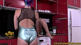 i watch the aussie lesbian get her feet peed on in fetish play