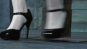 Sloppy Blowjob on 10-Pounder with Spanking