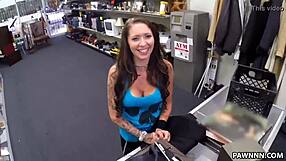 Amateur Blowjob in Pawn Shop for Cash