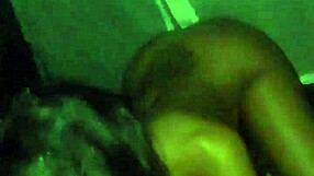 peguei a gostosa no acampamento e gozei dentro da bucetinha dela