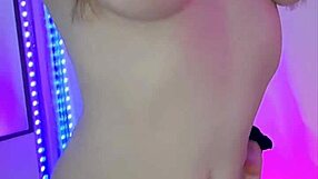 hey, check out this sexy teasing compilation with dildos 😏