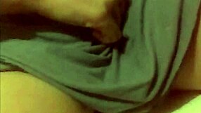 Pandora's Legs Captivate on Webcam!