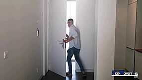 Spanish redhead Jesyka Diamond delivers an energetic performance in a passionate scene