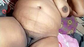College seduces her teacher for tuition