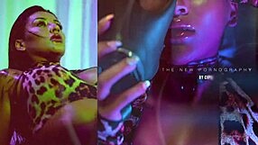 Sussy Love Enjoys Sensual Ambience With Lowlights