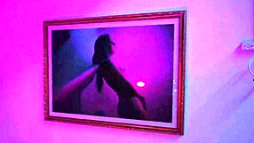 Sussy Love Enjoys Sensual Ambience With Lowlights