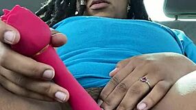 Inpublic Big tit and big clit is well displayed