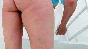 Unfaithful uk milf lady sonia shows off her huge boobs