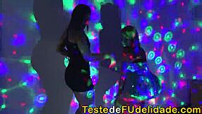 Shaline Devine takes it in the ass in steamy video