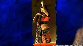 oh, she craves stripping naked every day