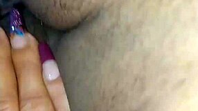 Loira gostosa faixa marrom curte rola do professor no tatame