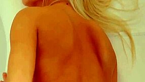 nice sex toy fits hot teen