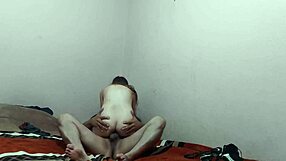 mi esposo me convierte en su puta en sexo casero real