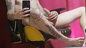 Vejam Meu Corpo Lisinho e Gostoso em POV