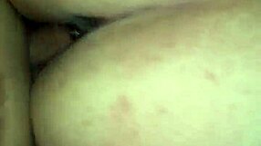 Intense anal and vaginal fucking on webcam