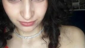 हॉट 18+ टीन की नेचुरल चूचियाँ जोरदार चुदाई में