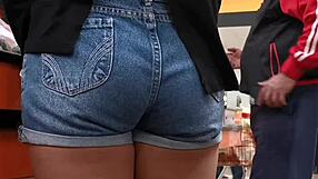 Slim booty takes center stage