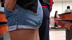 spying on that amazing culo at the super