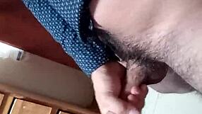 María’s abilities in amateur porn video
