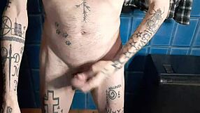 Gay Uses Machine In Bathroom With Melvin