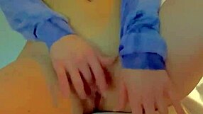 Hot Teen 18+ Plays Until She Cums